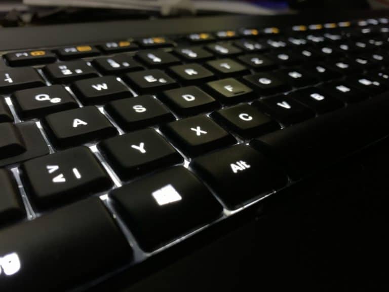 Logitech K800 Wireless Illuminated Keyboard