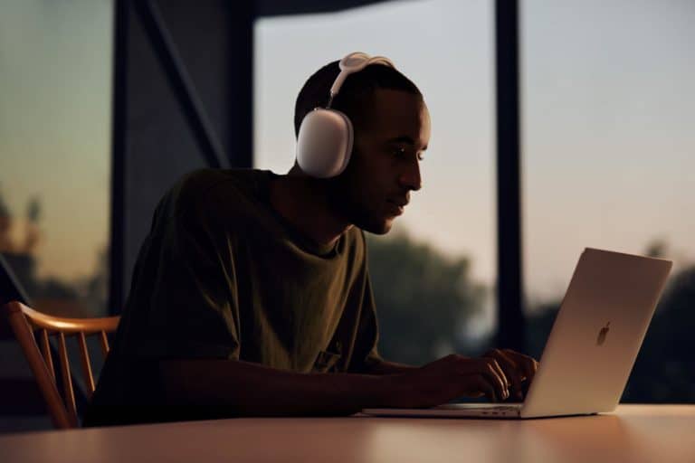 Apple stellt AirPods Max vor