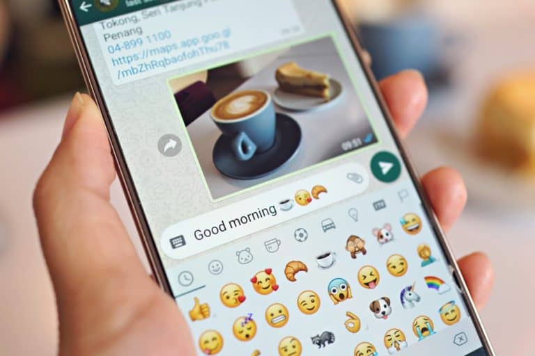 WhatsApp: Alte Emojis wiederbekommen – So geht’s!