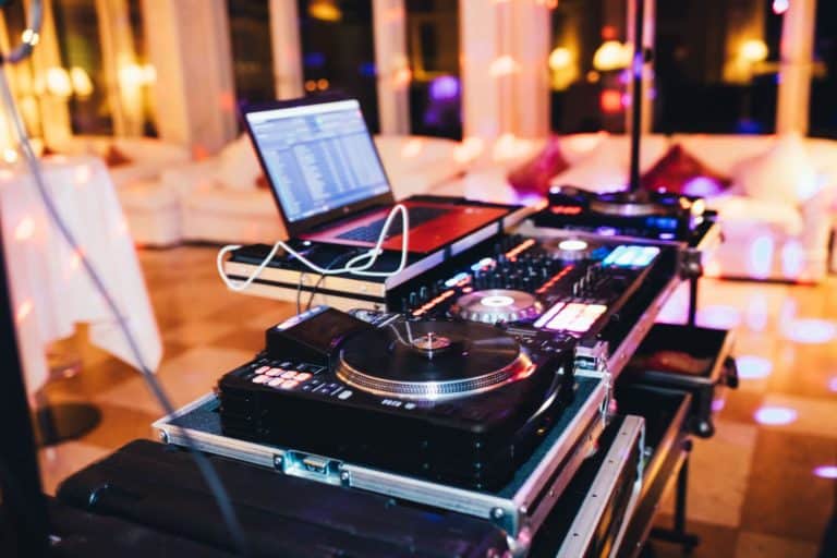 Serato DJ für M1-Macs und Big Sur verfügbar