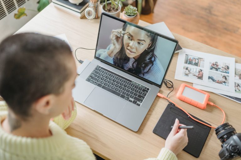 USB-Stick oder externe Festplatte? Was solltet ihr nutzen?