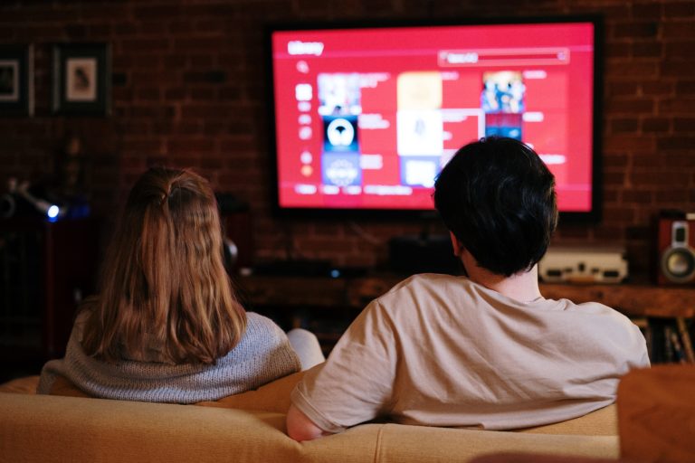 Telefunken Fernseher mit WLAN verbinden