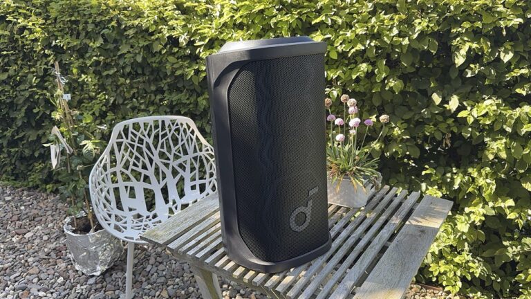 Party, Karaoke und Power – Der Soundcore Rave 3S im Test