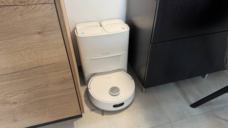 SwitchBot S20
