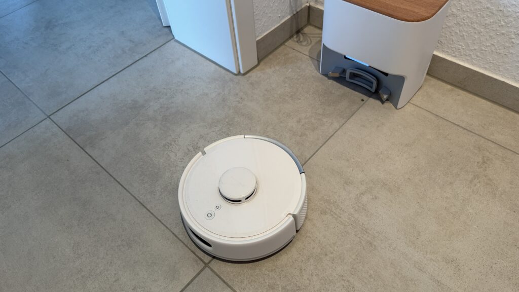 SwitchBot K11+ Design