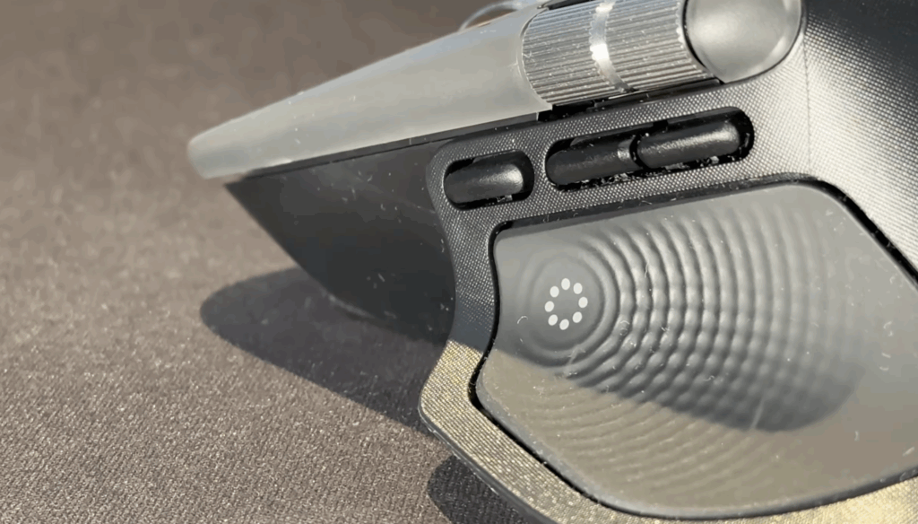 Logitech MX Master 4 Seitentasten